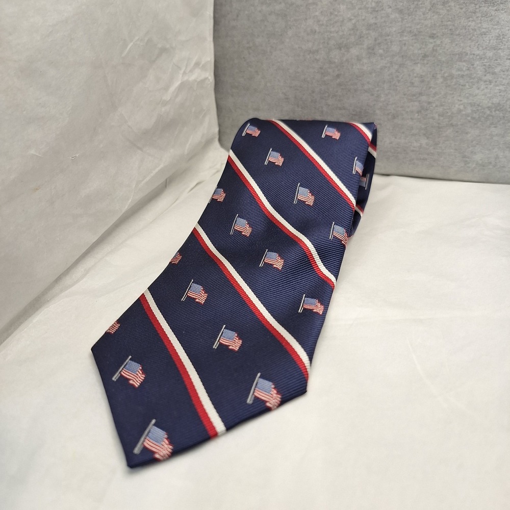 JOS Banks American Flag Navy with Red White and Blue American Flag Handsewn 100% - Picture 1 of 5